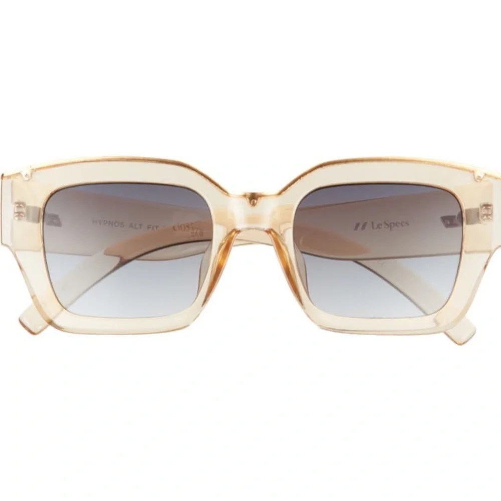 🧡 Le Specs Hypnos Alt Fit 50mm Square Sunglasses Sand / Deep Smoke Grad